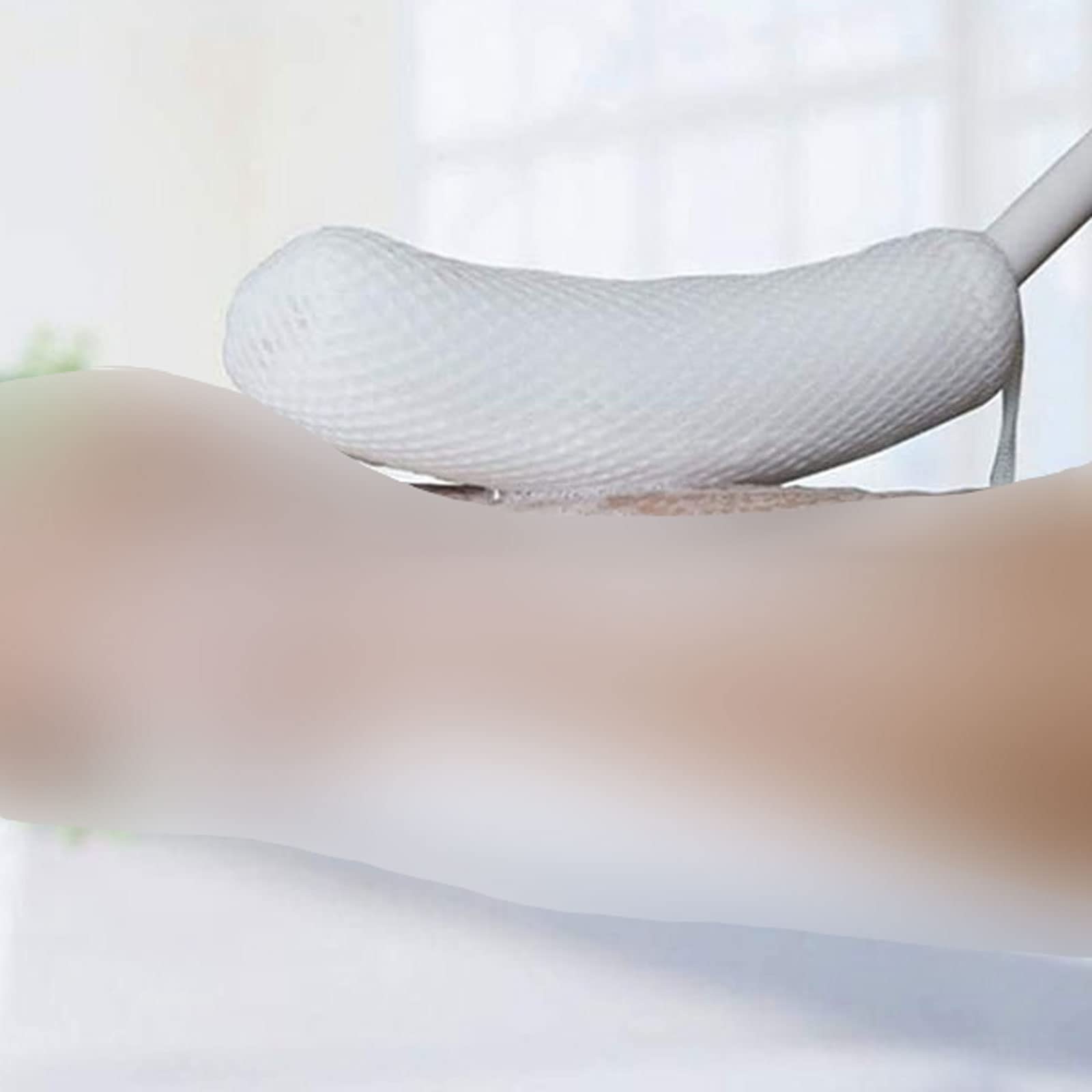 MENGKK Bath Loofahs The Back Shower Brush is Easy for Body Brushing, with Anti-Slip Handle, Long Arc, Household Use, and Bath Magic Tool